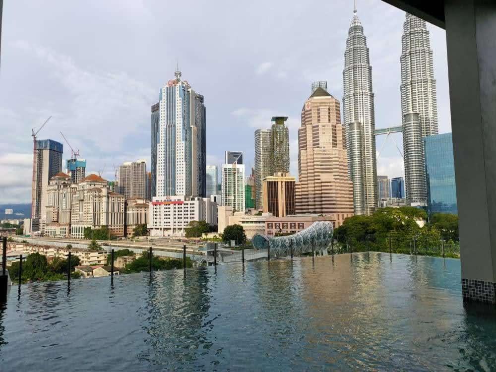 Klcc Legasi Direct View With A Superking Bed At A 3-Bedroom Premium Unit Куала-Лумпур Екстер'єр фото