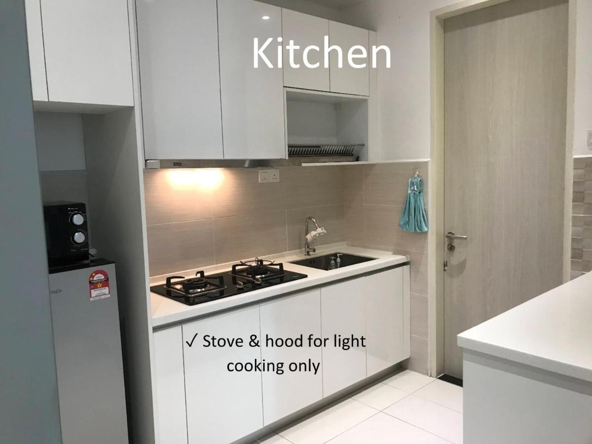 Klcc Legasi Direct View With A Superking Bed At A 3-Bedroom Premium Unit Куала-Лумпур Екстер'єр фото